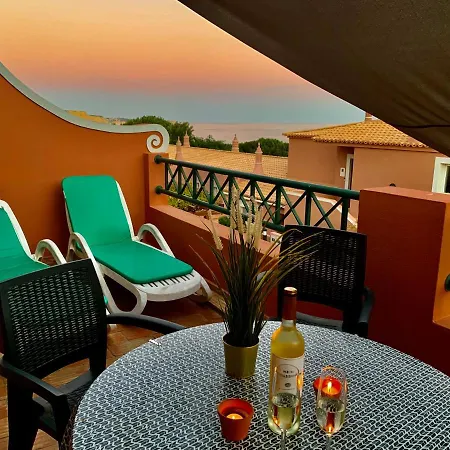 Vakantiehuis Casadaluz 86 - Porto Dona Maria Casa Do Mar , 2 Bedrooms , Amazing Sea View , Salt Water Pool , Wifi