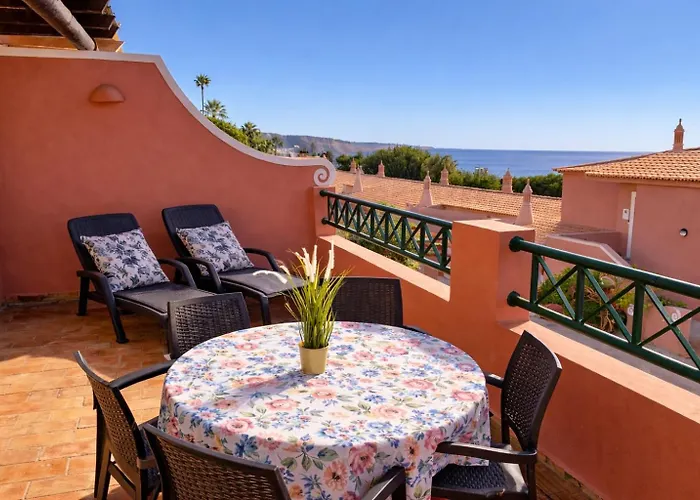 Casa Da 86 - 2 Bedrooms & Seaview Town House , Salt Water Pool , Wifi Casa vacanze Luz