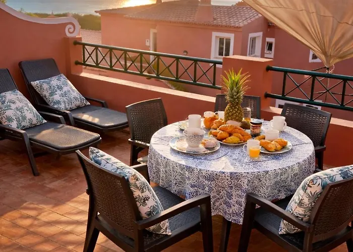 Casa Da 86 - 2 Bedrooms & Seaview Town House , Salt Water Pool , Wifi Luz