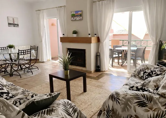 Casa Da 86 - 2 Bedrooms & Seaview Town House , Salt Water Pool , Wifi Casa vacanze Luz