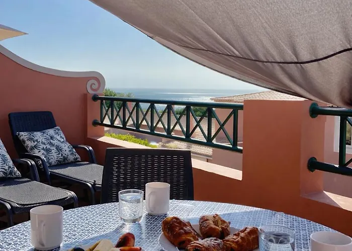 Casa vacanze Casa Da 86 - 2 Bedrooms & Seaview Town House , Salt Water Pool , Wifi Luz